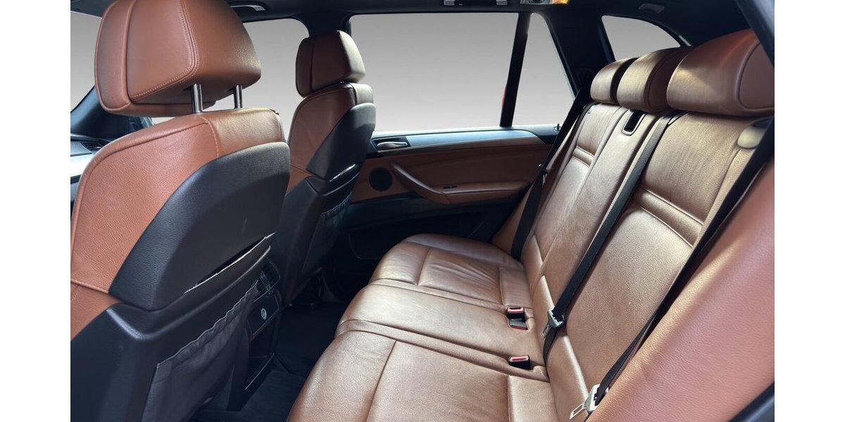 BMW X5 30d xDrive M-Sport Leder Xenon Luft 20´ 195.110 km 13.100 &euro; Wuppertal 42327