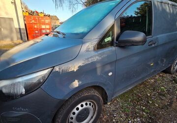 Mercedes-Benz Vito 95.103 km 13.980 &euro; Hilden 40721