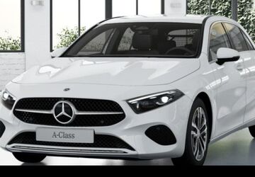 Mercedes-Benz A 180 9.900 km 34.990 &euro; Düsseldorf 40470