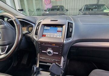 Ford S-Max 105.000 km 15.900 &euro; wuppertal 42277