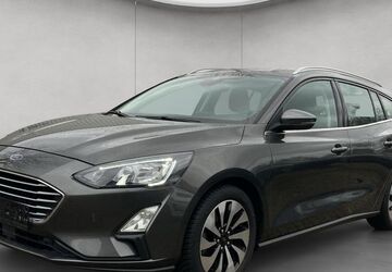 Ford Focus 53.450 km 17.990 &euro; Düsseldorf 40549