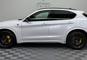 Alfa Romeo Stelvio 67.000 km 54.900 &euro; Radevormwald 42477