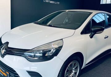 Renault Clio 125.200 km 6.999 &euro; Hilden 40723