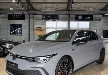 VW Golf 53.479 km 24.990 &euro; Remscheid 42859