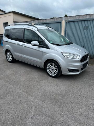 Gebrauchte Ford Tourneo Courier