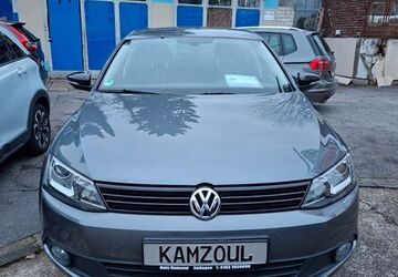 VW Jetta 152.770 km 8.490 &euro; Solingen 42719
