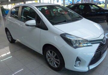 Toyota Yaris 39.601 km 9.290 &euro; Hattingen (bei Bochum) 45527