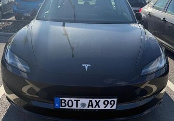 Tesla Model 3 34.256 km 32.890 &euro; Dormagen 41539
