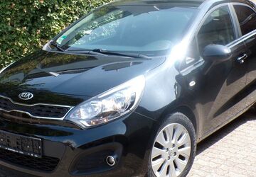 Kia Rio 163.000 km 3.840 &euro; Düsseldorf 40468