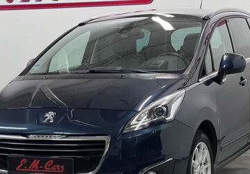 Peugeot 5008 129.000 km 9.490 &euro; Wuppertal 42289