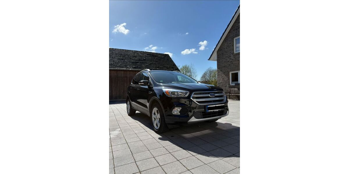 Ford Kuga 83.000 km 14.990 &euro; Overath 51491