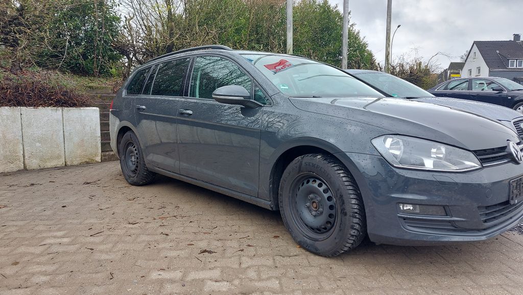 VW Golf 179.000 km 5.950 &euro; Ennepetal 58256