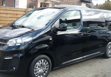 Opel Vivaro 67.500 km 26.980 &euro; Hilden 40721