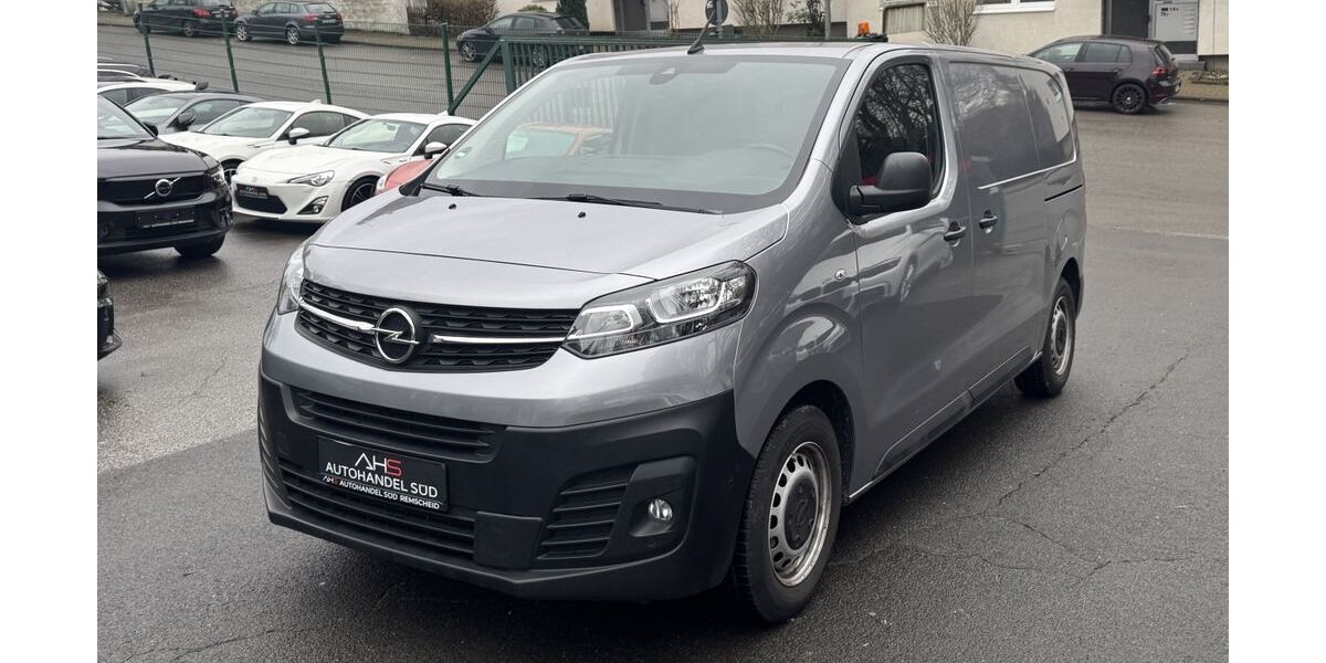 Opel Vivaro 24.000 km 19.999 &euro; Remscheid 42857