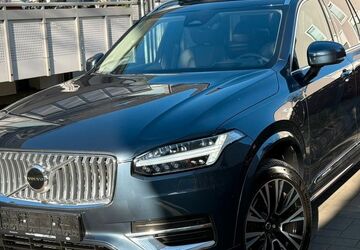 Volvo XC90 135.000 km 40.840 &euro; Düsseldorf 40468