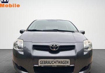 Toyota Auris 94.000 km 7.999 &euro; Düsseldorf 40472
