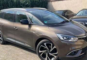 Renault Scenic 121.444 km 13.200 &euro; Solingen 42719