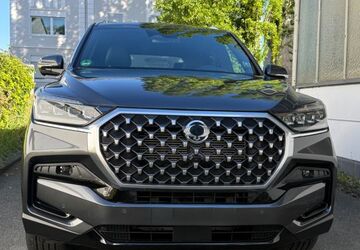 SsangYong REXTON 59.999 km 26.999 &euro; Remscheid 42857