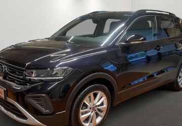 VW T-Cross 7.619 km 28.880 &euro; Düsseldorf 40233