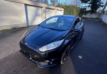 Ford Fiesta 178.500 km 6.000 &euro; Düsseldorf 40591