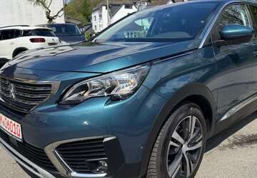 Peugeot 5008 220.000 km 16.999 &euro; Engelskirchen 51766