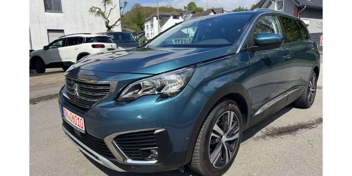 Peugeot 5008 220.000 km 16.999 &euro; Engelskirchen 51766