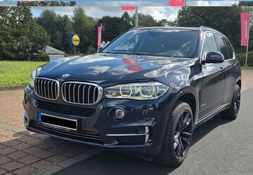 BMW X5 157.000 km 25.000 &euro; Bergisch Gladbach 51469