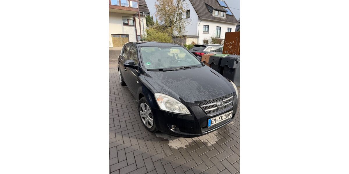 Kia ceed / Ceed 255.000 km 1.799 &euro; Marienheide 51709