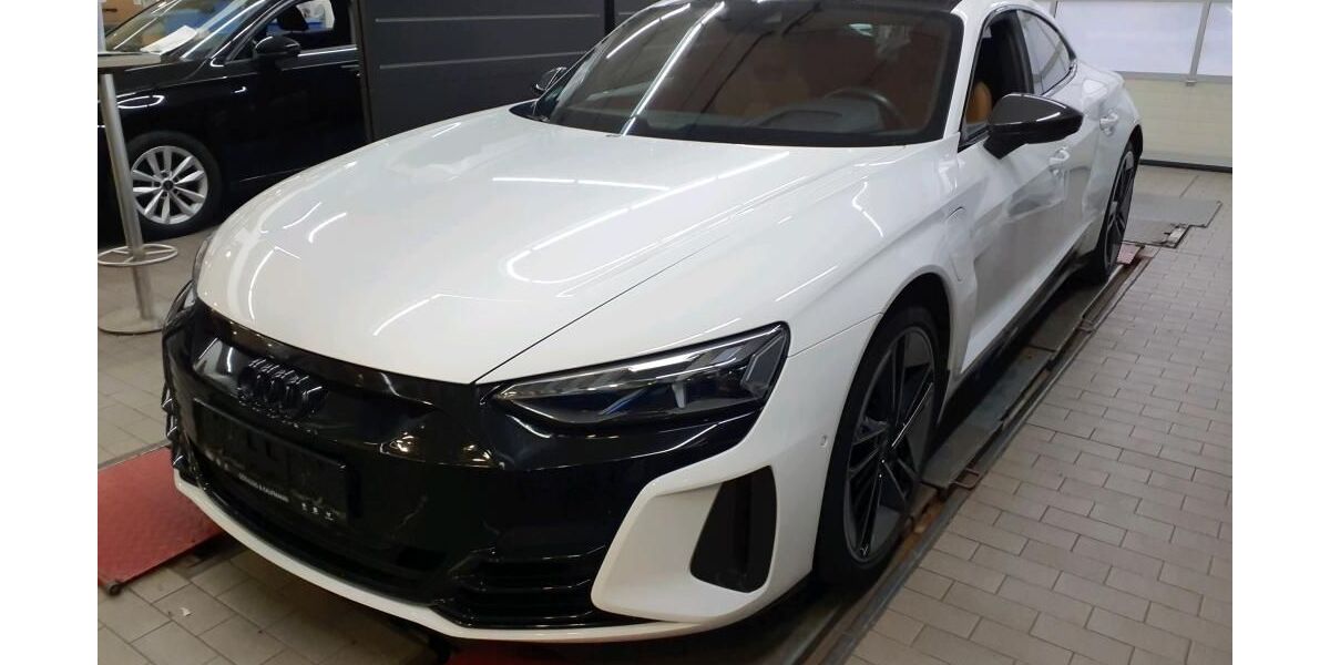 Audi RS e-tron GT 71.795 km 55.840 &euro; Hagen 58091