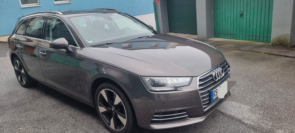 Audi A4 84.000 km 17.500 &euro; Remscheid 42853