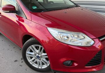 Ford Focus 112.437 km 5.899 &euro; Wuppertal 42285