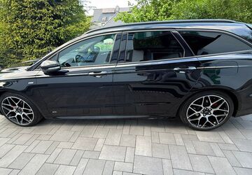 Ford Mondeo 97.920 km 18.500 &euro; Velbert 42549
