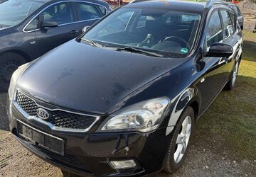 Kia ceed Sportswagon 151.000 km 3.940 &euro; Wetter 58300
