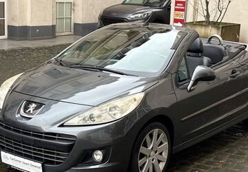Peugeot 207 104.000 km 6.900 &euro; Mettmann Stadtwald Bahnhof 40822