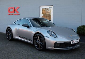 Porsche 992 2.200 km 126.400 &euro; Bergisch Gladbach 51469