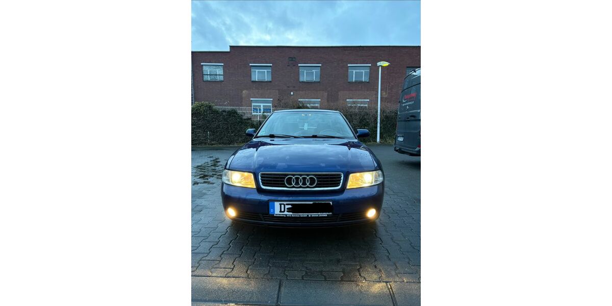 Audi A4 220.000 km 2.800 &euro; Düsseldorf 40599