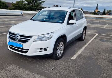 VW Tiguan 159.245 km 9.500 &euro; Leverkusen 51373