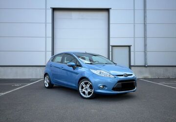 Ford Fiesta 224.000 km 2.850 &euro; Remscheid 42859