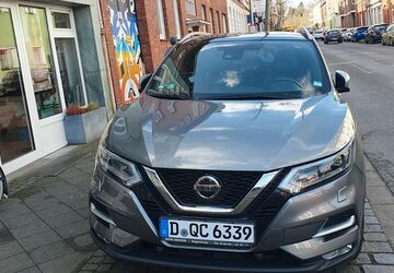 Nissan Qashqai 65.000 km 14.900 &euro; Düsseldorf 40625