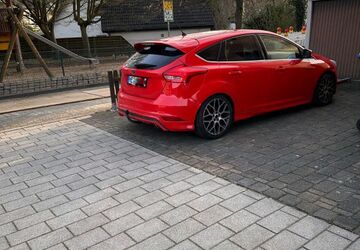 Ford Focus 144.000 km 5.990 &euro; Langenfeld 40764