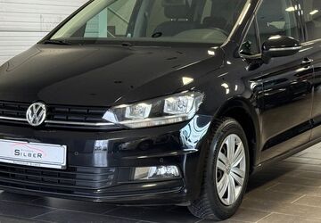 VW Touran 146.598 km 13.890 &euro; Dormagen 41540