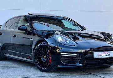 Porsche Panamera 135.000 km 34.900 &euro; Hagen 58119