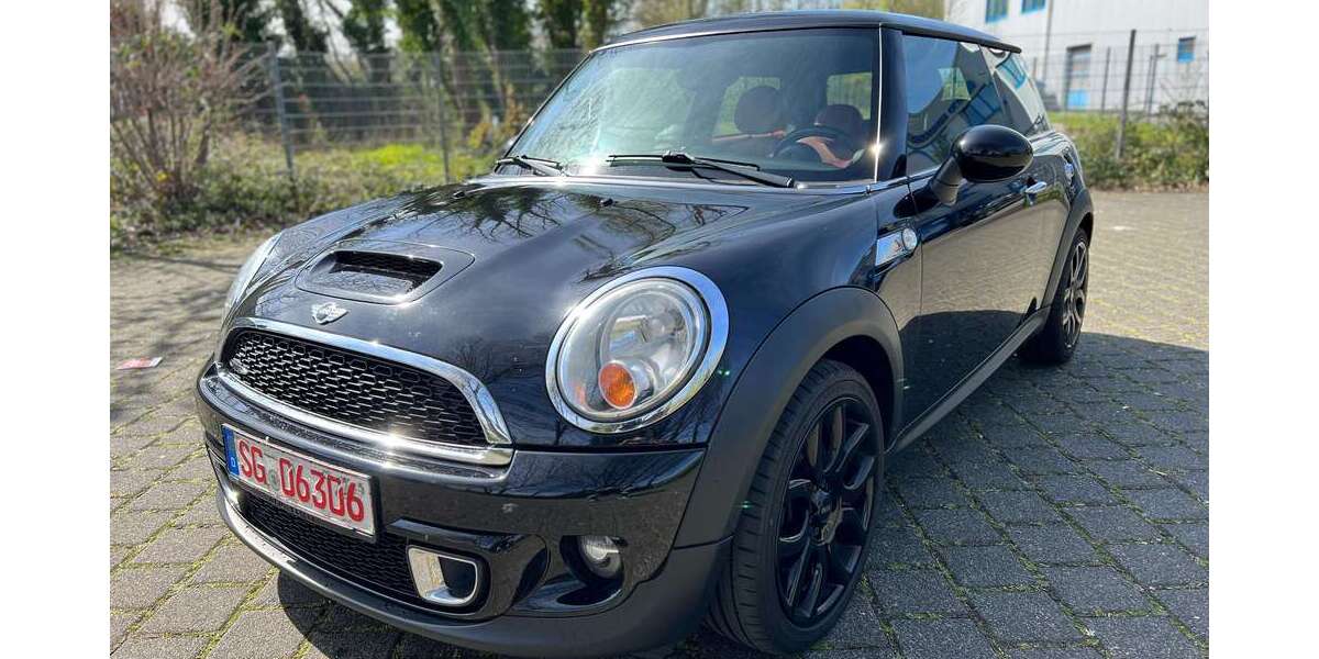 Mini Cooper S 139.980 km 7.400 &euro; Solingen 42655