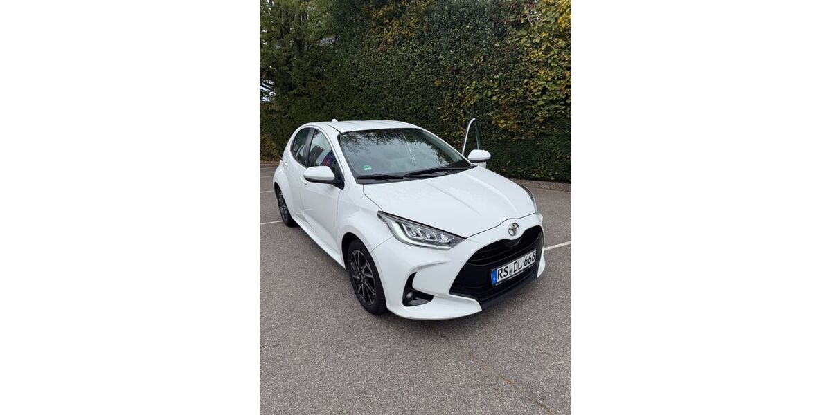 Toyota Yaris 115.000 km 13.200 &euro; Wuppertal 44287