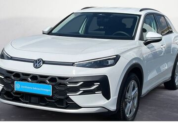 VW T-Roc 2.461 km 35.650 &euro; Hilden 40721