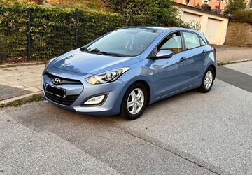 Hyundai i30 127.000 km 6.400 &euro; Velbert 42549