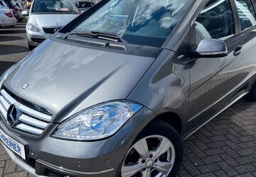 Mercedes-Benz A 160 63.500 km 7.800 &euro; Bergisch-Gladbach 51469