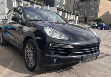 Porsche Cayenne 281.000 km 13.499 &euro; Remscheid 42855