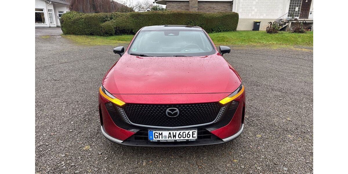 Mazda 6e 5.000 km 35.490 &euro; Engelskirchen 51766