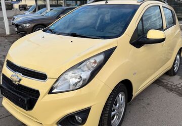 Chevrolet Spark 38.200 km 4.990 &euro; Halver 58553